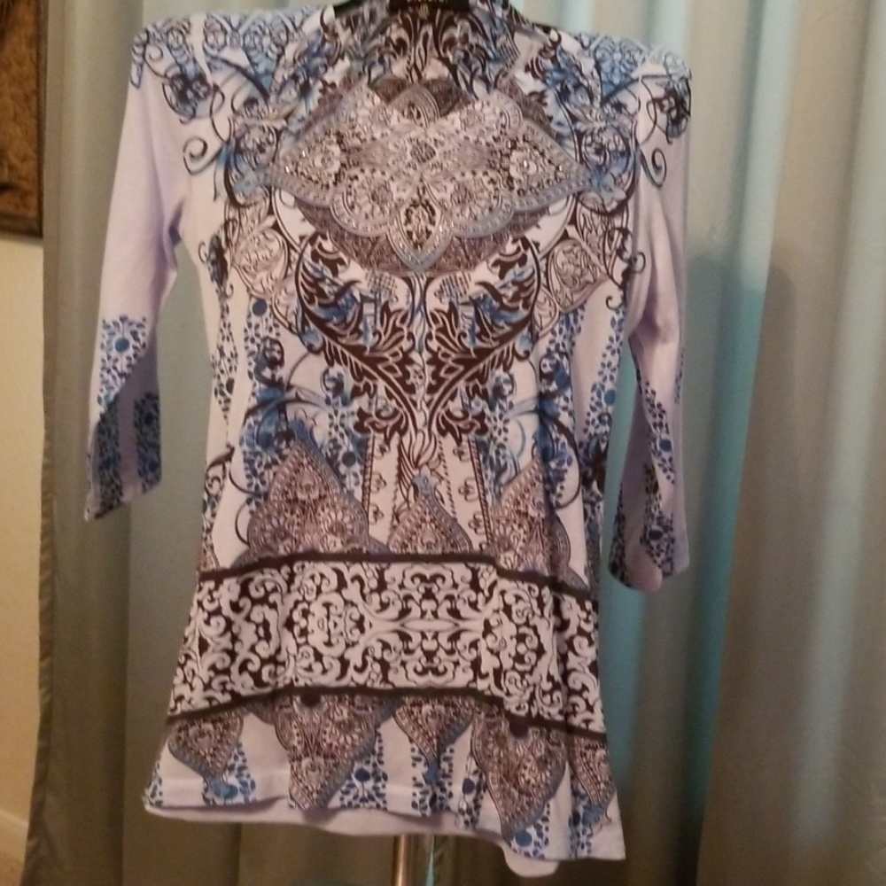 3/4 sleeve tshirt